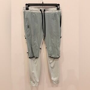 On Running Women's Running Pants Joggers Swiss Engineering Size‎ L